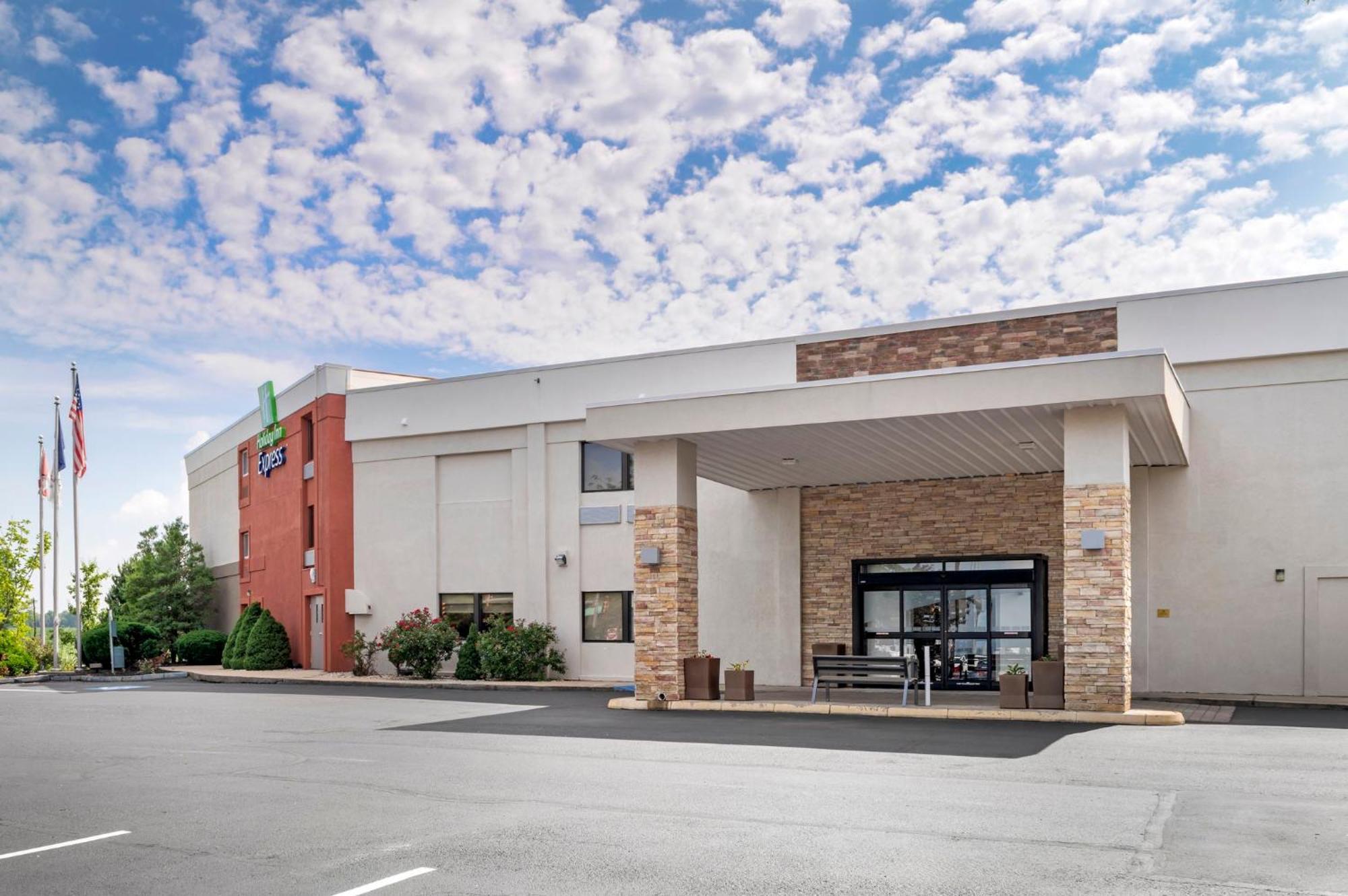 Holiday Inn Express Greencastle, An Ihg Hotel Zewnętrze zdjęcie